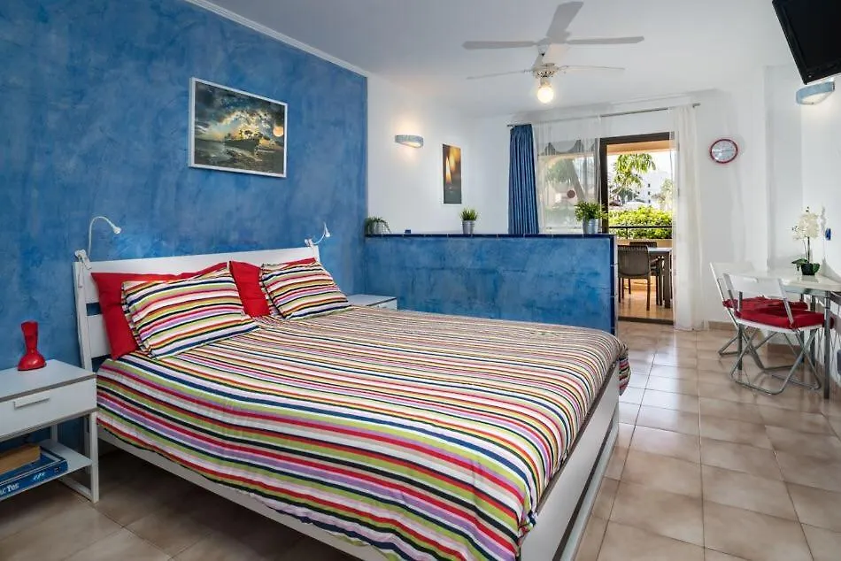 Castle Margherita'S Apartments Los Cristianos