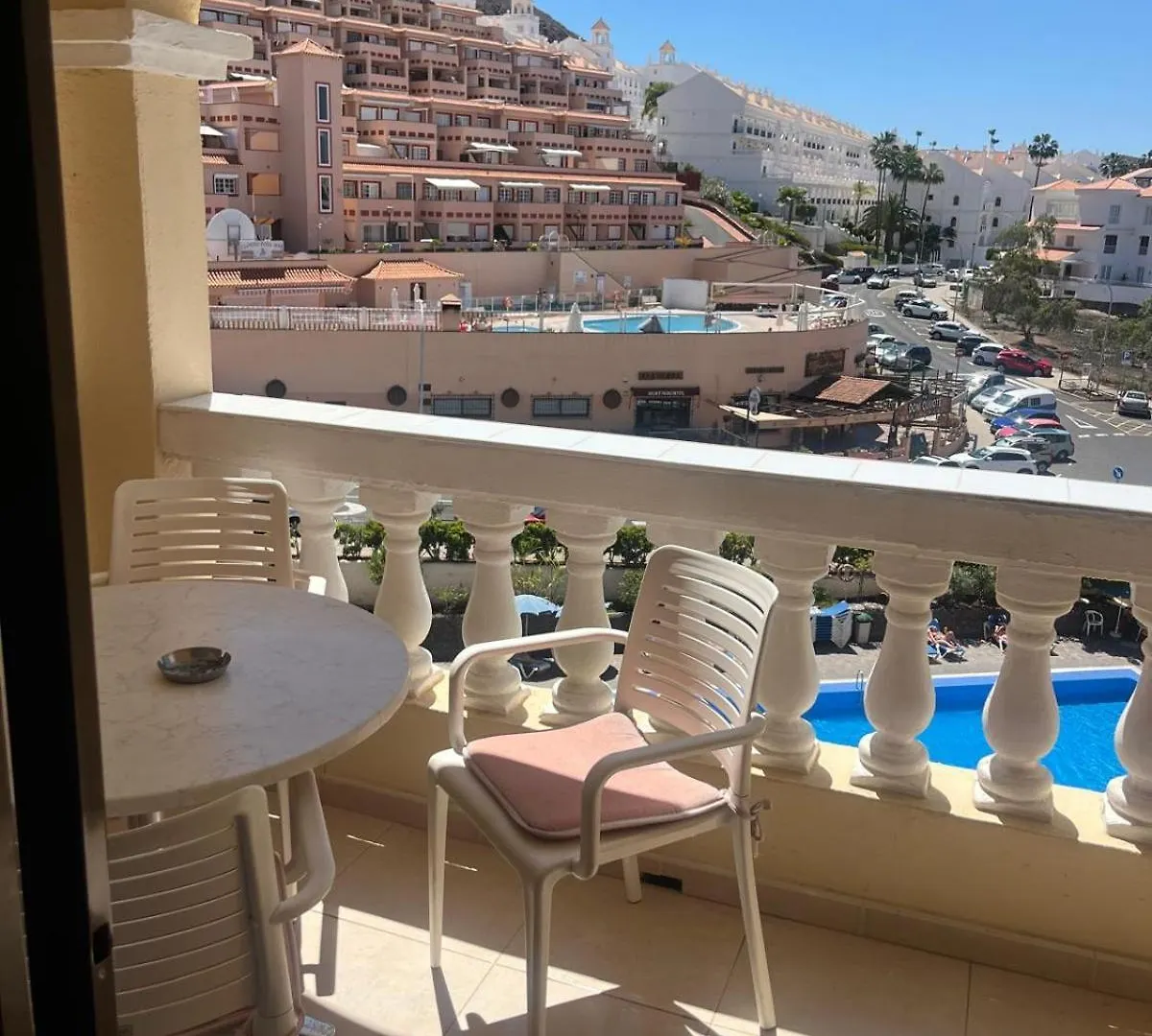 Castle Margherita'S Apartments Los Cristianos