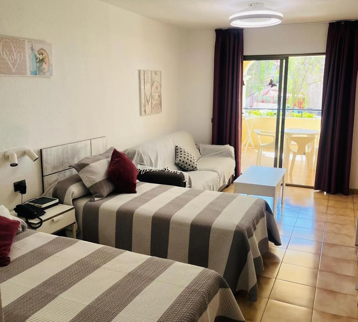 Castle Margherita'S Apartments Los Cristianos  Spanien