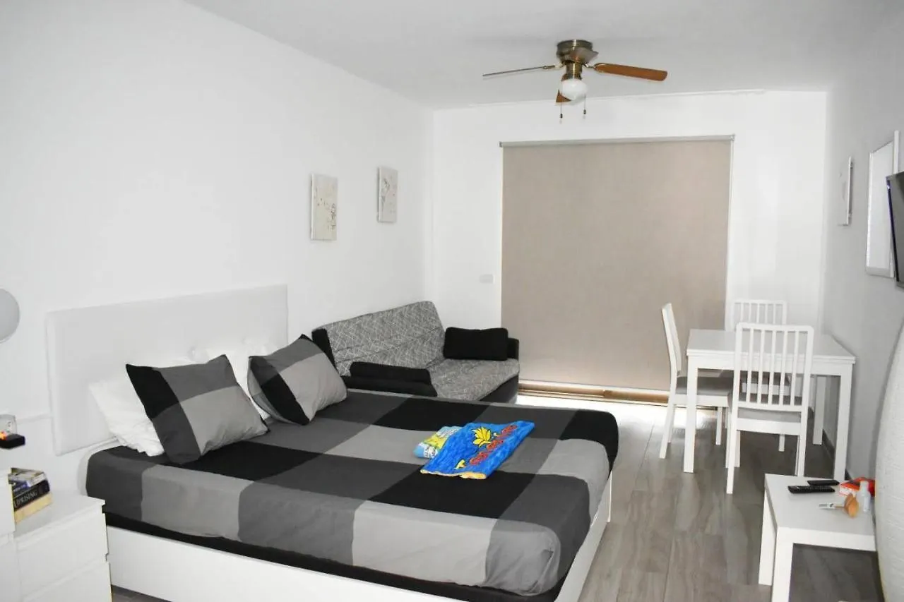 Castle Margherita'S Apartments Los Cristianos