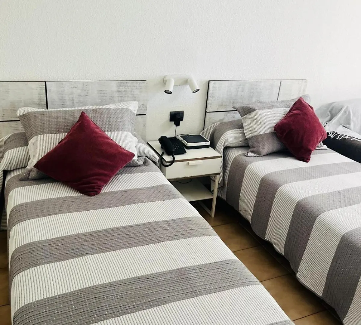 Castle Margherita'S Apartments Los Cristianos